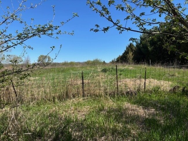 Building Photo - W4356 County Rd N