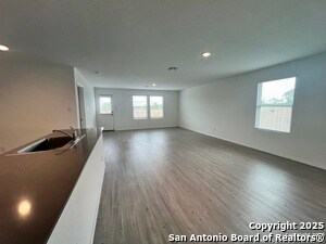 Building Photo - 13711 Barn Door