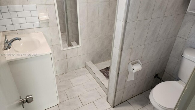 Building Photo - 2272 SW 8th St