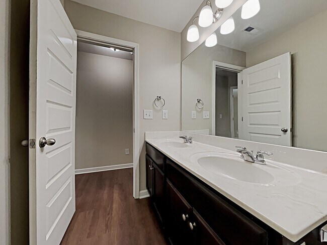 Building Photo - 2726 Trebek Ct