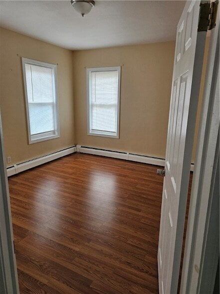 Building Photo - 37 Pleasant St