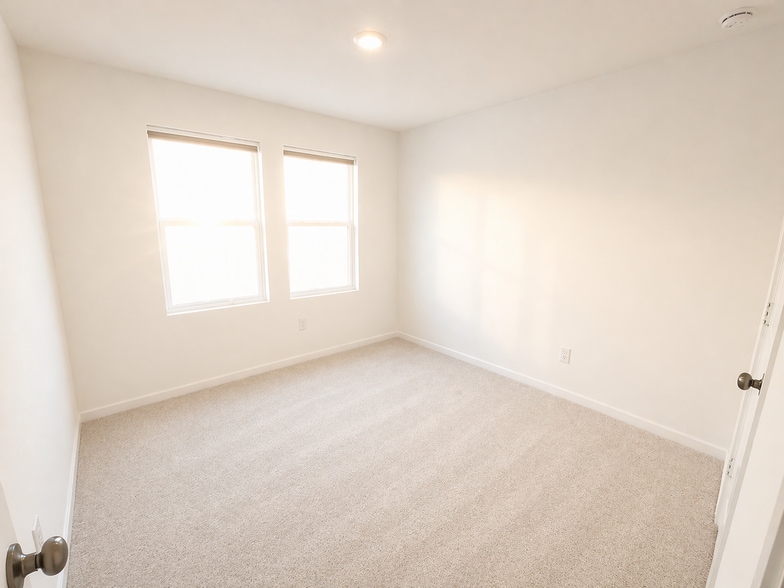 Building Photo - 6108 Bayberry Brk