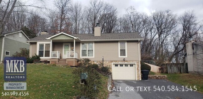 Building Photo - 3123 Glenmont Dr