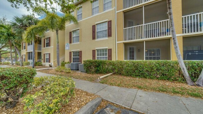 Building Photo - 4127 Residence Drive