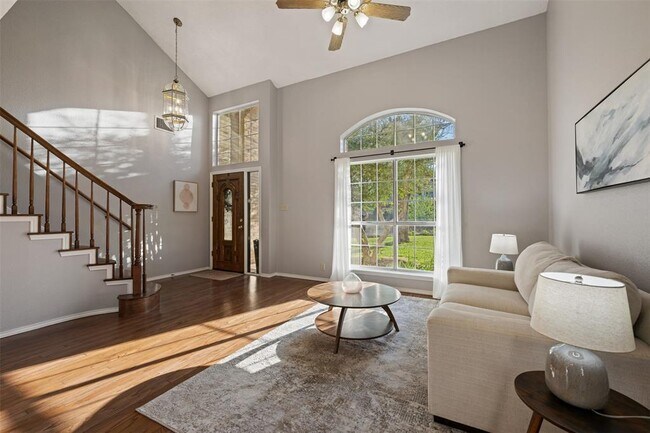 Building Photo - 7501 Vail Valley Dr