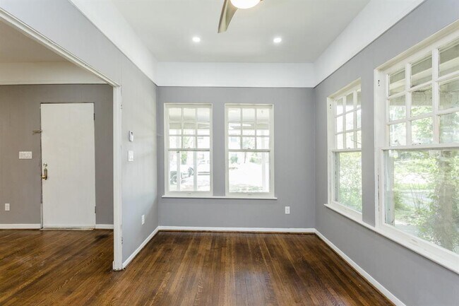 Building Photo - 1617 Branard St