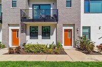 Building Photo - 2511 N Grady Ave