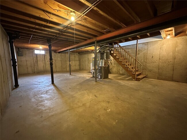 Building Photo - 420 Chapel Ridge Dr