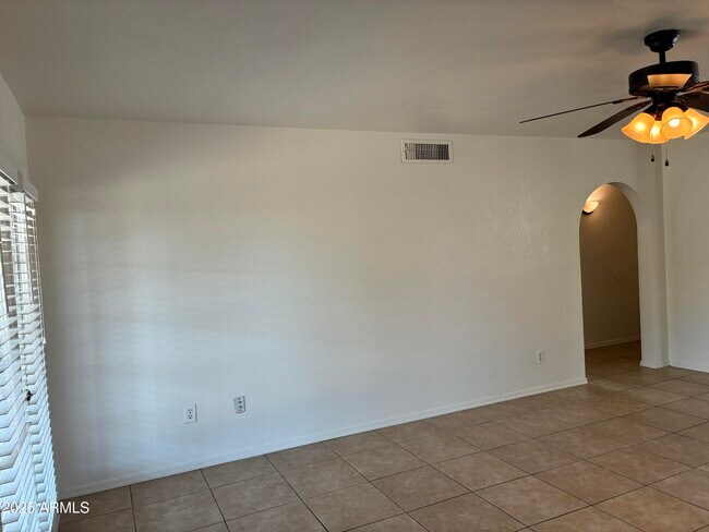 Building Photo - 11014 N 65th Ave