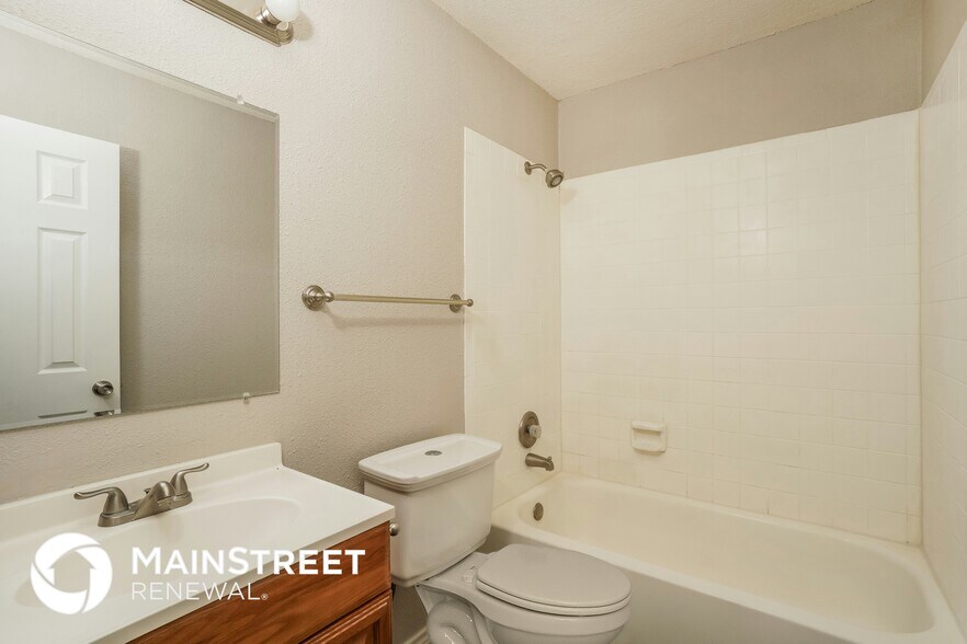 Building Photo - 12423 Cannonade St