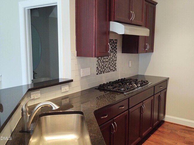 Building Photo - 2719 Masonboro Ferry Dr