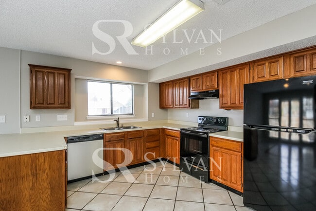 Building Photo - The Lifestyle You Deserve.