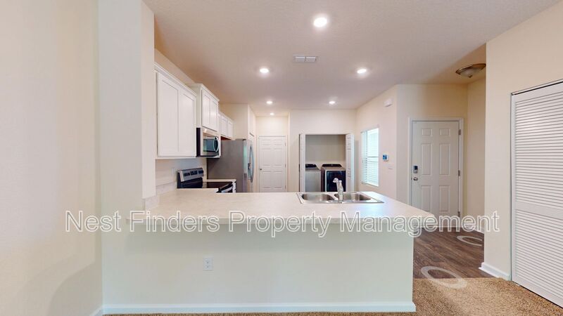 Building Photo - 93 Scotch Pebble Dr