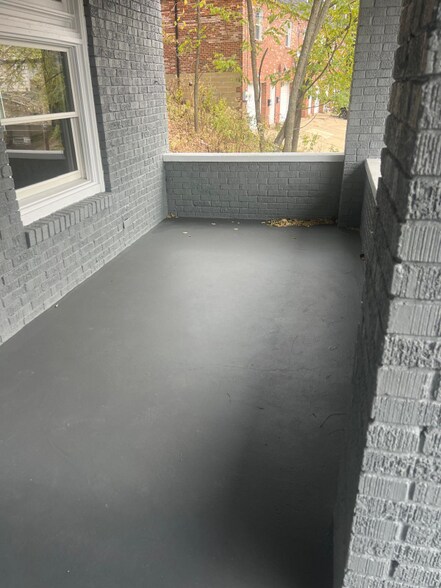 Building Photo - 2319 Patterson Ave