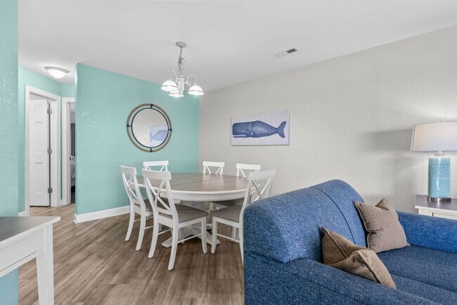 Building Photo - 2805B N Ocean Blvd