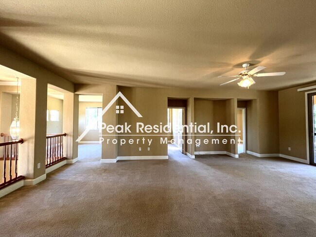 Building Photo - Spacious Anatolia 6bd/3.5ba Home with 5 Car Garage