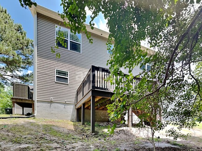 Building Photo - 160 Grayson Ave