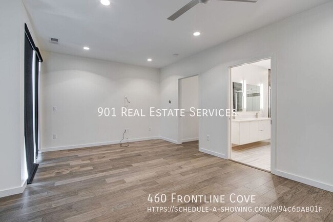 Building Photo - 460 Frontline Cove