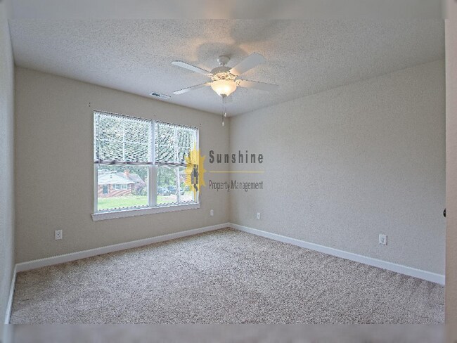 Building Photo - !!WOW!! Single Family detached home for rent