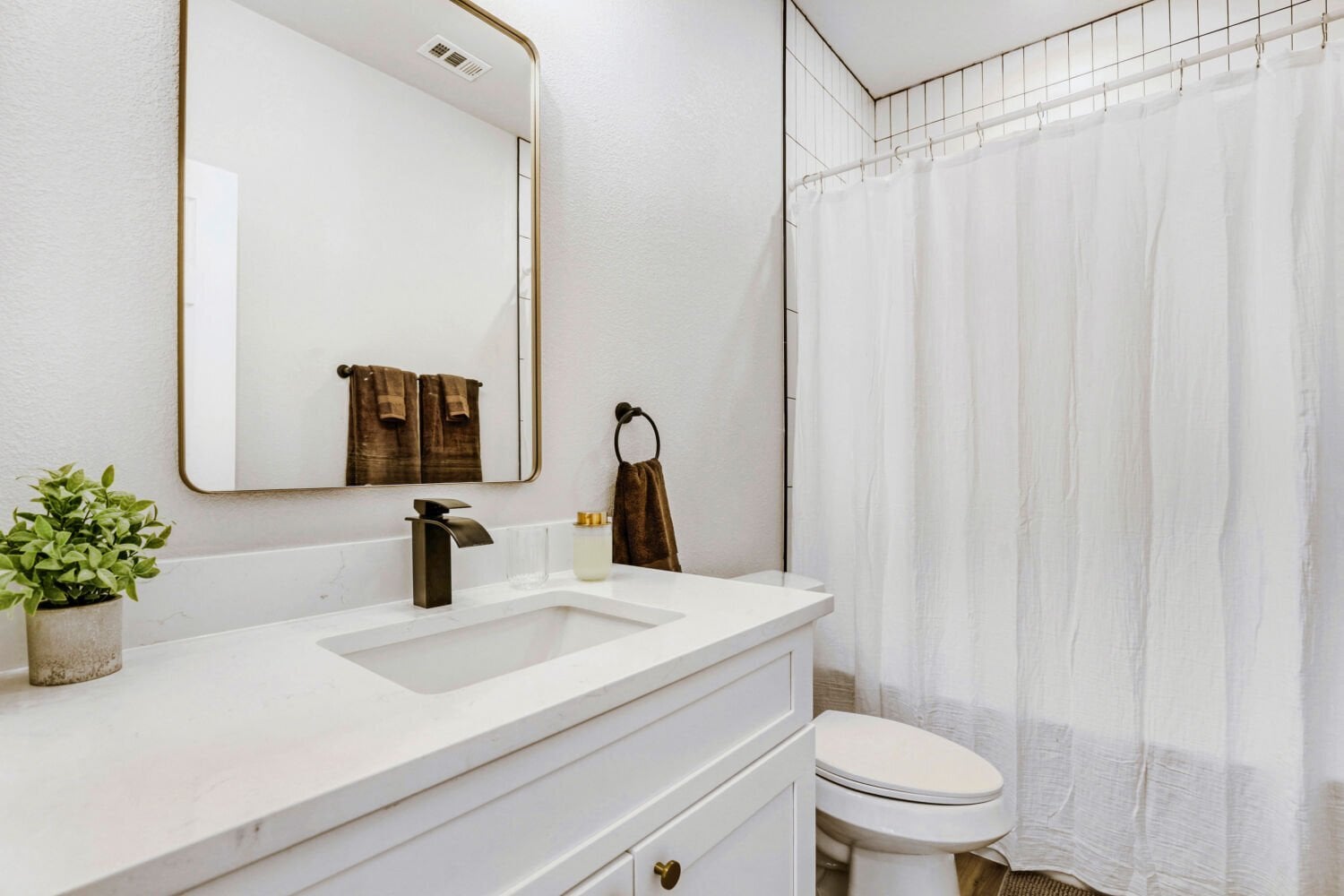 Building Photo - 4216 Flat Stone Ct