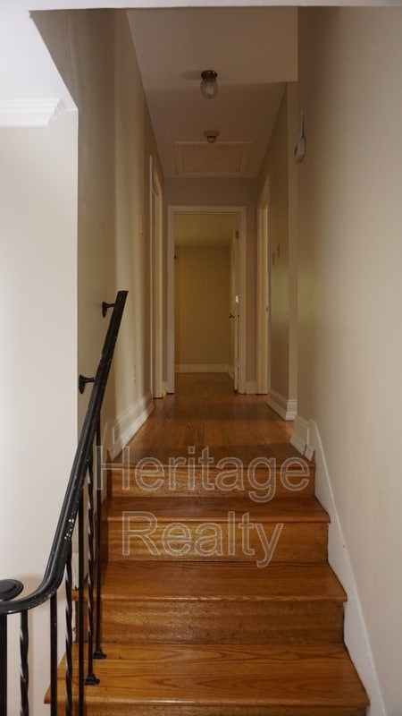 Building Photo - 529 Bardon Rd NW