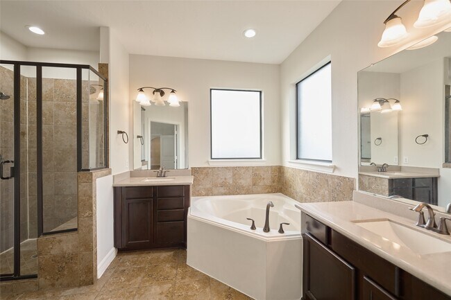 Building Photo - 630 Aulia Ln