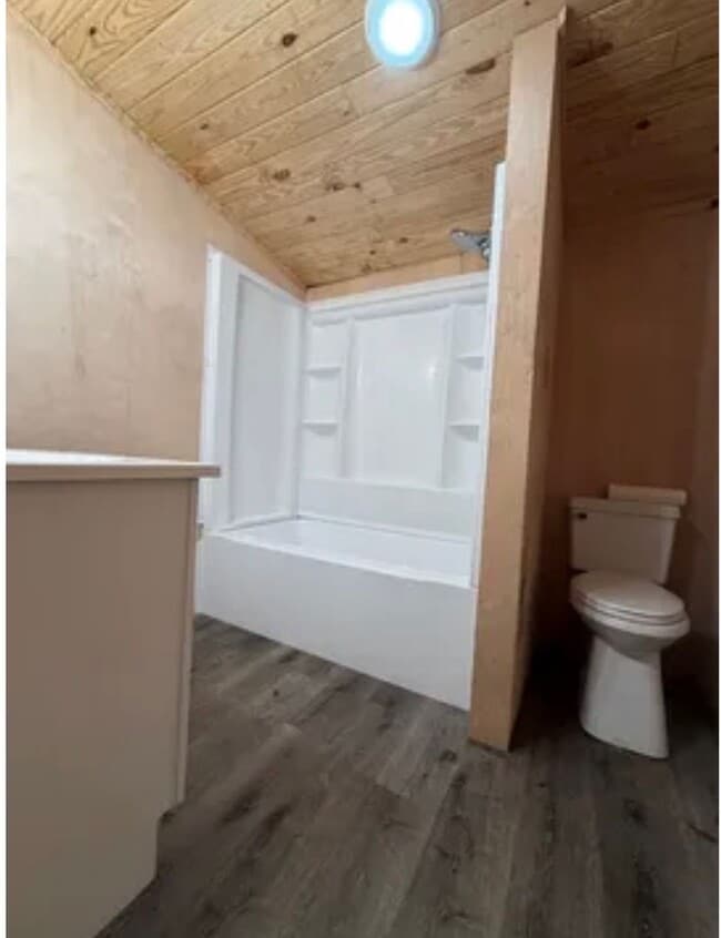 Building Photo - 2 Bed/1 Bath Mobile Home-UNDER RENOVATIONS