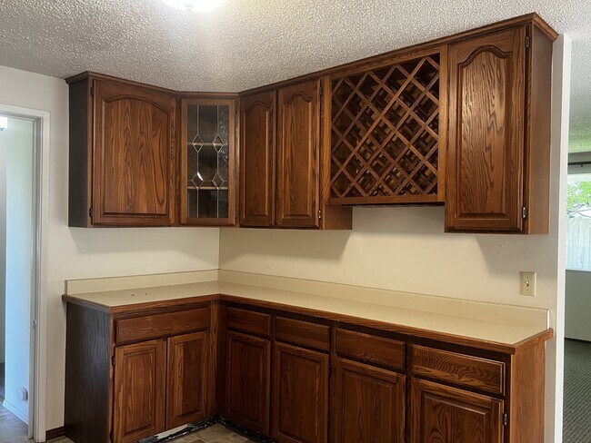 Building Photo - 3211 Alice Ave