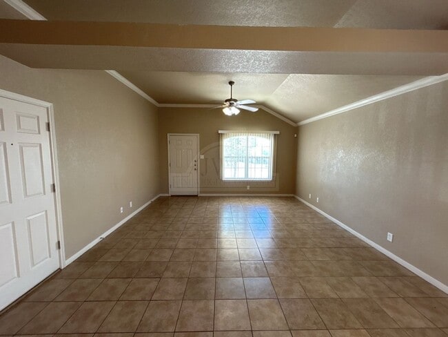 Building Photo - 1305 Powder River Dr