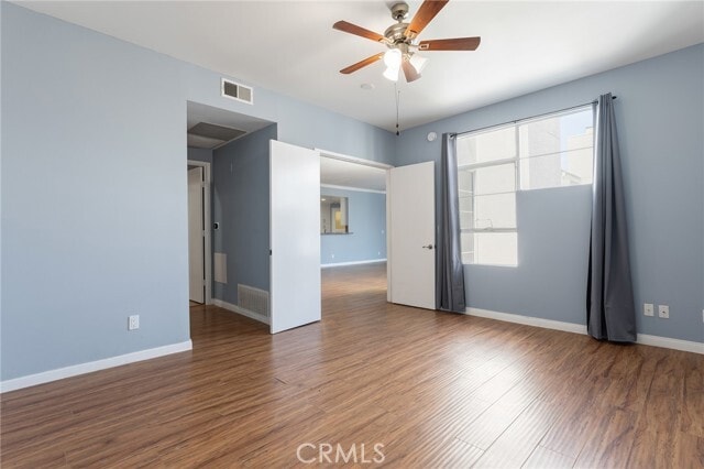 Building Photo - 5350 White Oak Ave