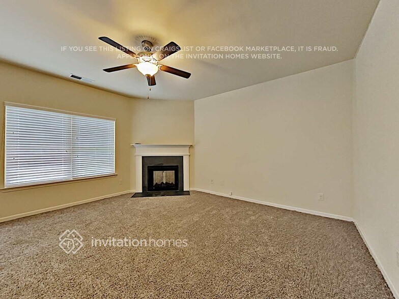 Building Photo - 906 Grenier Terrace NE