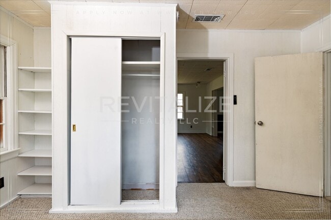 Building Photo - Updated 3 Bedroom/2 Bathroom Home in Mobile!