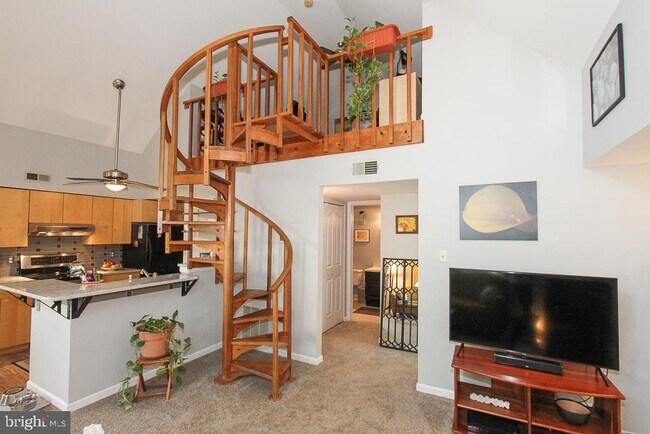 Building Photo - 310 Foxcroft Cir