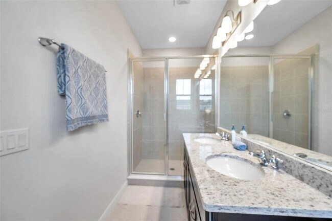 Building Photo - 4966 Avalon Park Blvd