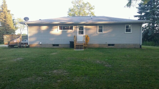 Building Photo - 10600 Church Rd