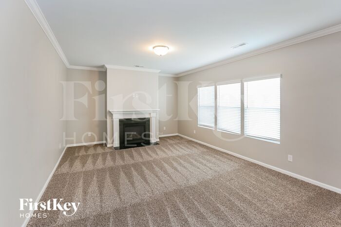 Building Photo - 4630 Bent Green Ln