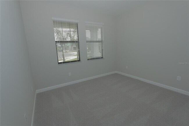 Building Photo - 10002 Victory Gallop Loop