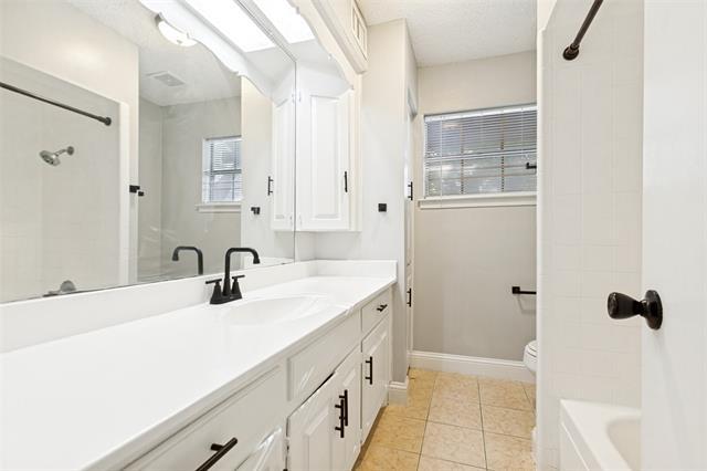 Building Photo - 14372 Haymeadow Cir