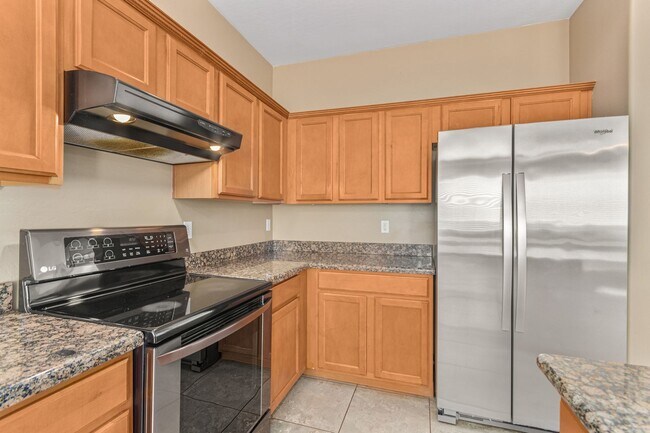 Building Photo - Must See 4 Bedroom Home near San Tan Mall