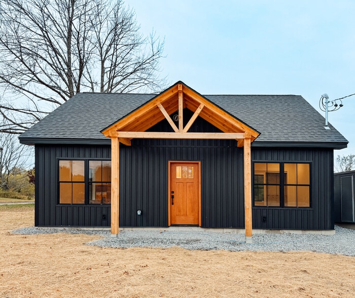 Primary Photo - 430 Ridge Rd