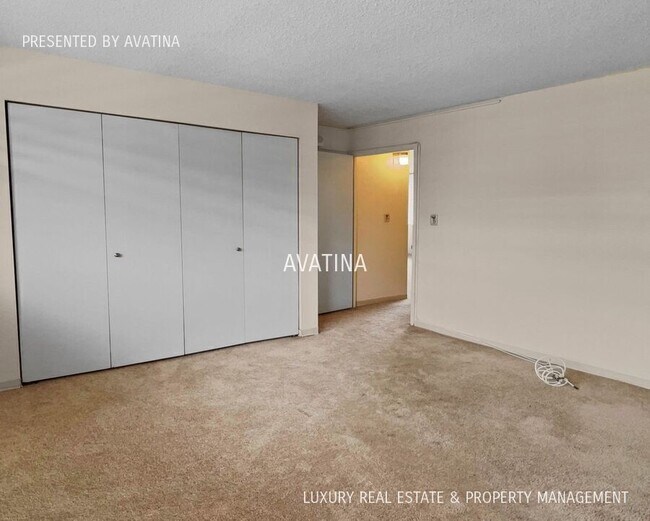 Building Photo - 46-255 Kahuhipa St A301-