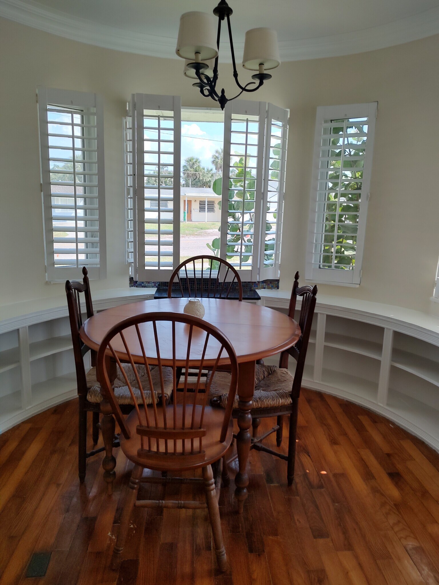 Dining Area - 3601 Alabama Ave NE