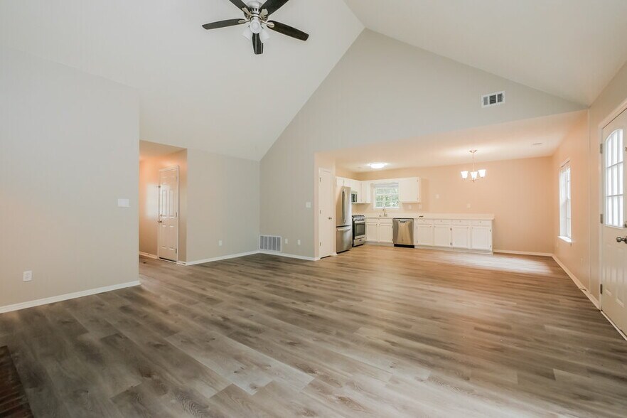 Building Photo - 4123 Chanticleer Dr NW