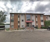 Building Photo - 1974 Klingensmith Rd