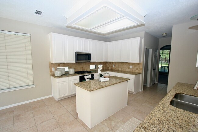 Building Photo - 13527 Catalano Ct