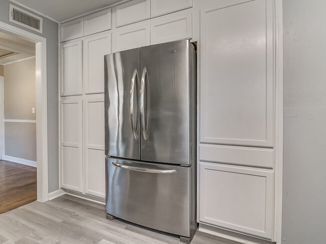 Building Photo - 2809 NW 47th St