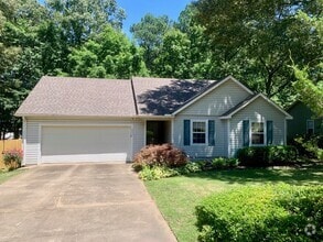 Building Photo - For Lease - 3 Bedroom 2 Bath Valley View!