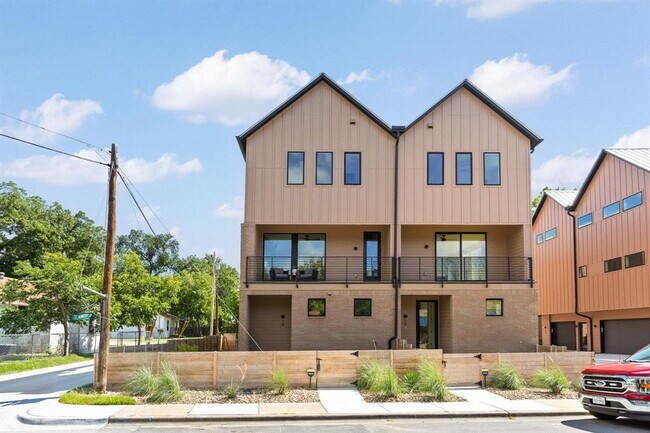Building Photo - 3528 Gonzales St
