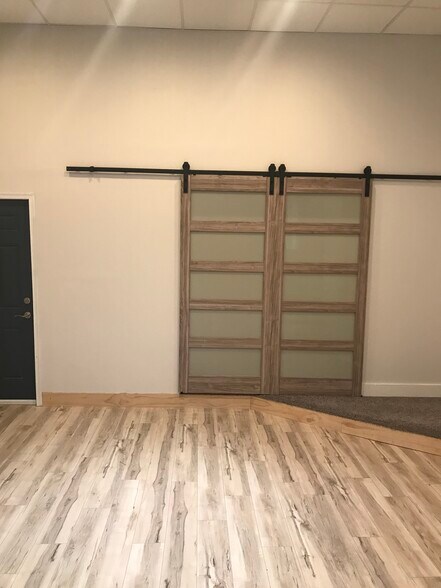 Building Photo - 809 N 2nd St