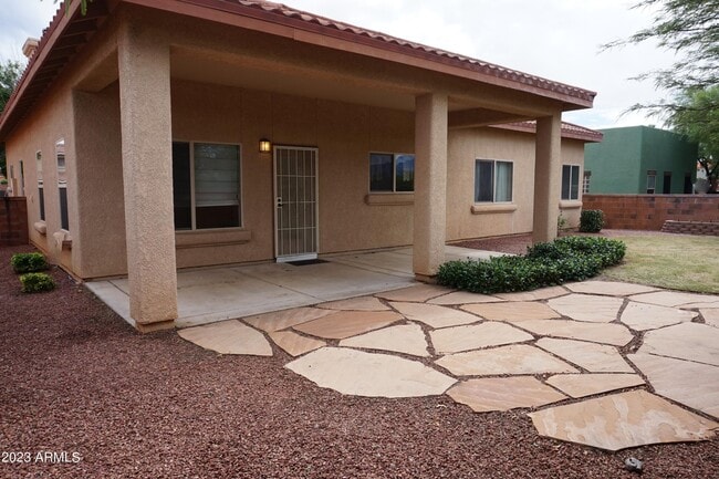 Building Photo - 5211 Kylene Pl